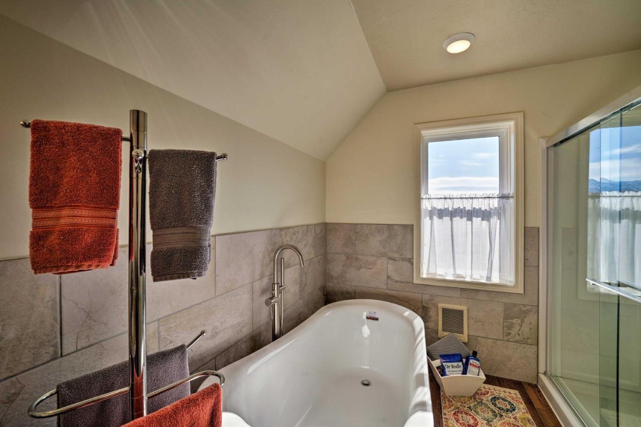 Bozeman Home On 11 Acres With Mountain Views! المظهر الخارجي الصورة